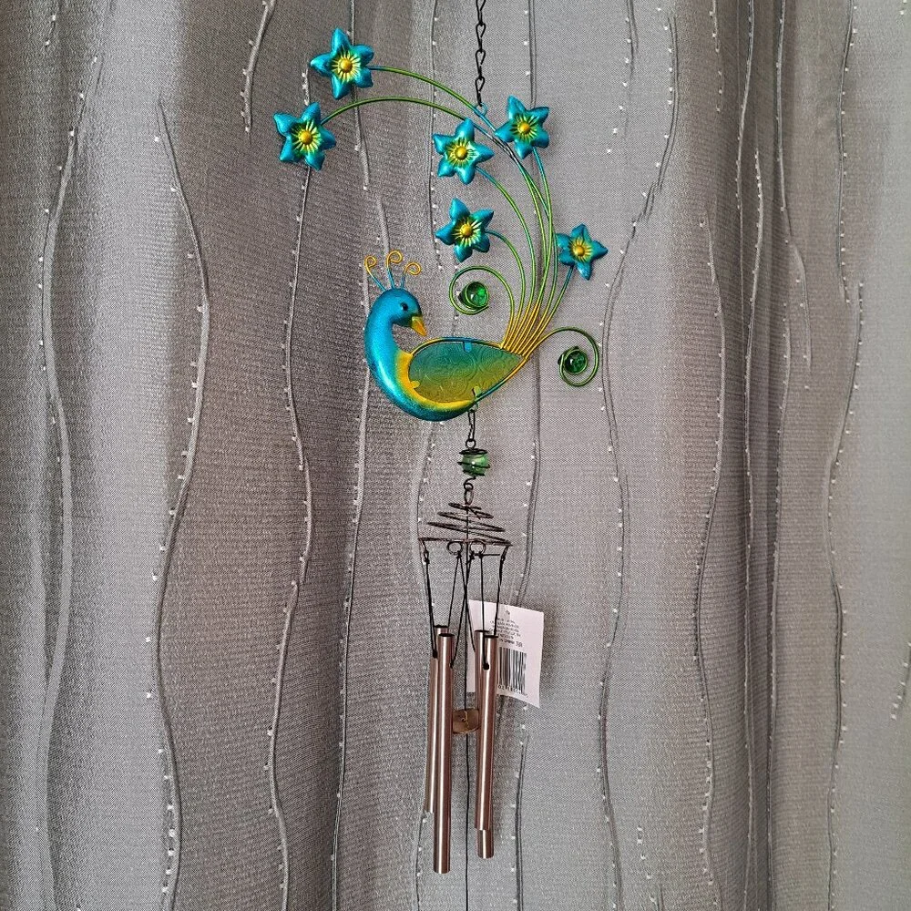 ✨ BUNDLE ✨ Set of 3 Whimsical Metal Wind Chimes - Sun/Moon, Butterfly & Peacock - Picture 6 of 7